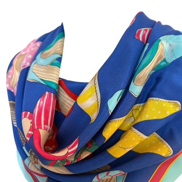 Echo Japan 100% Silk Scarf 🇯🇵 | Colourful Shoes Print 30” Square - Picture 5 of 10